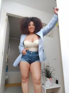 SOY MELL, MULATA BRASILEÑA CON UNA SONRISA QUE TE VA A CONQUISTAR en Madrid