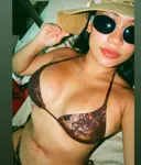 SOY LUCÍA, COLOMBIANA DE 20 AÑOS, SIMPÁTICA Y MUY CARIÑOSA, DISPONIBLE 24 HORAS en Madrid