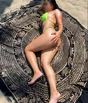 FANTASÍA SUAVE Y ENVOLVENTE EN REUS, SOY VENEZOLANA DE 23 AÑOS en Reus