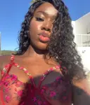 SOY UNA LATINA ARDIENTE DE 22 AÑOS EN BURRIANA, ¡VEN A PROBAR MIS TETAS DELICIOSAS! en Borriana