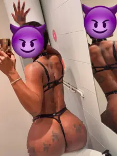 Soy una mulata latina de paso por Bilbao, ¡ven a conocerme! en Bilbao