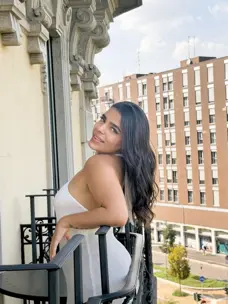 MHARA, COLOMBIANA DULCE Y TIERNA RECIÉN LLEGADA A ZARAGOZA en Zaragoza