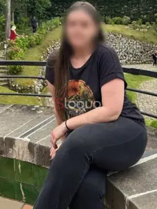 BEATRIZ, 33 AÑOS. ESPAÑOLA. EXPERIENCIA EN BIENESTAR Y RELAX. en Bilbao