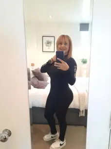 SOY LORENA, COLOMBIANA EXTROVERTIDA Y RECIÉN LLEGADA A VALENCIA en Valencia