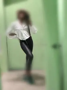 Soy Dalila, elegante y apasionada, ¿nos tomamos un vino? en Valencia