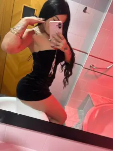 SOY ROXANA, UNA MORENAZA LATINA QUE BUSCA UN HOMBRE FUERTE EN BILBAO en Bilbao