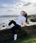 SOY VIOLETA Y ME PIERDE UNA BUENA CHARLA ANTES DE NADA en Santander