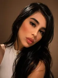 KATA, COLOMBIANA DE 25 CON UNA SONRISA QUE TE ATRAPA en Albacete